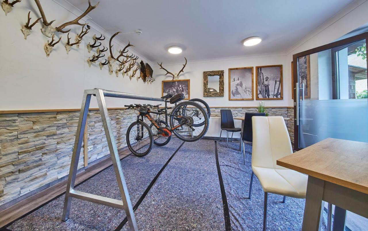 Ski & Bike Appartements Forsthaus Saalbach-Hinterglemm Exteriör bild